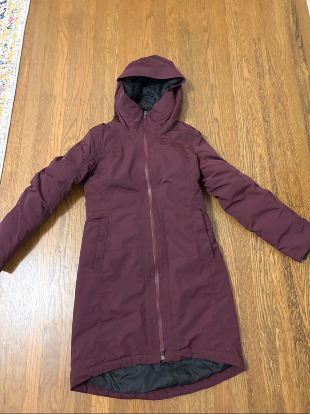 Lululemon athletica Women's snow warrior parka size 2